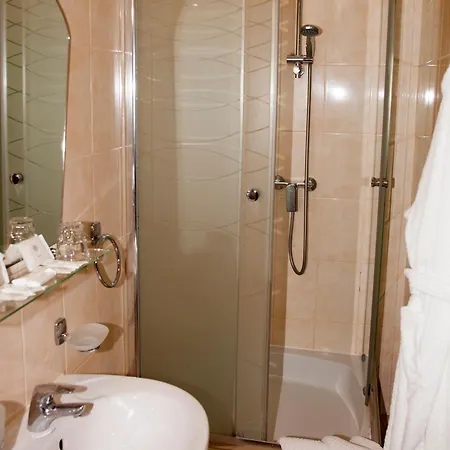 Gonchar Hotel Kiev
